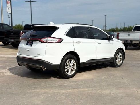 Used 2015 Ford Edge SEL w/ Equipment Group 201A FWD image 2
