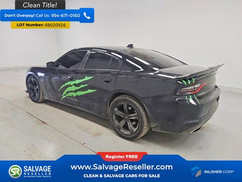 Used 2017 Dodge Charger R/T image 3