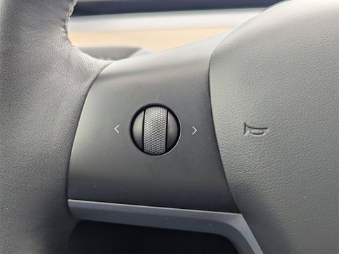 Used 2023 Tesla Model 3 Long Range image 18