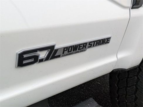New 2026 Ford F350 Lariat w/ Black Appearance Package image 42