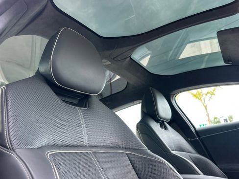 Used 2022 Lucid Air Dream Edition image 16