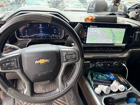 Used 2024 Chevrolet Silverado 2500 LT w/ Convenience Package AWD/4WD image 19