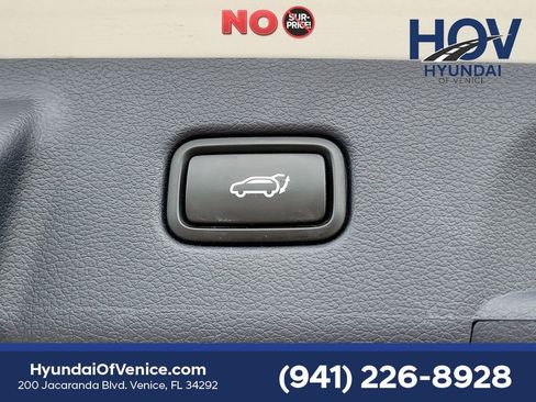 Used 2024 Hyundai Palisade Limited FWD image 12
