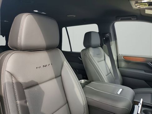 New 2026 GMC Yukon Denali image 15