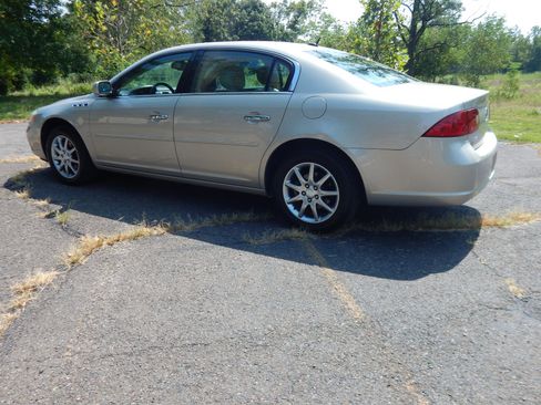 Used 2007 Buick Lucerne CXL image 3