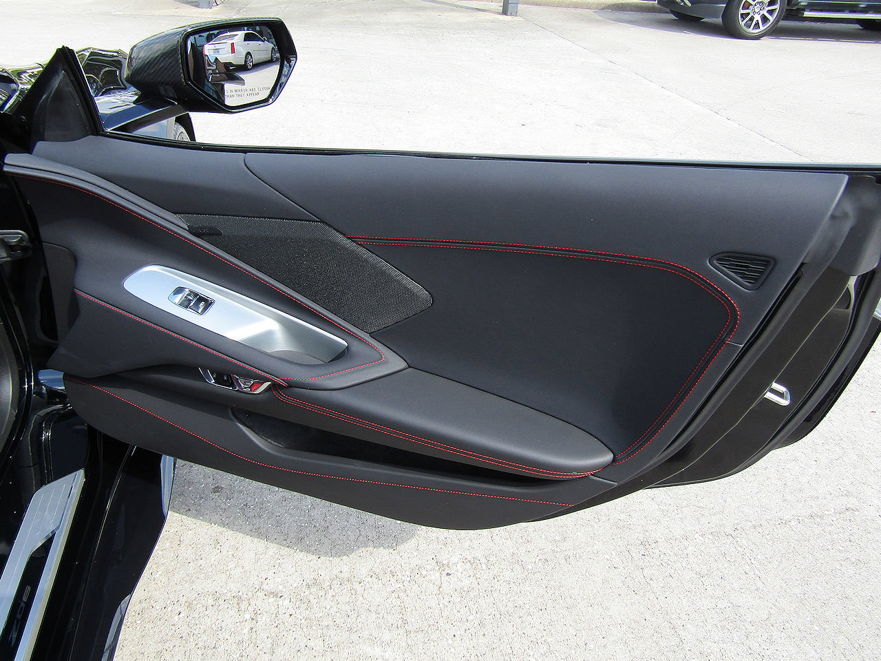 Used 2024 Chevrolet Corvette Z06 RWD image 14