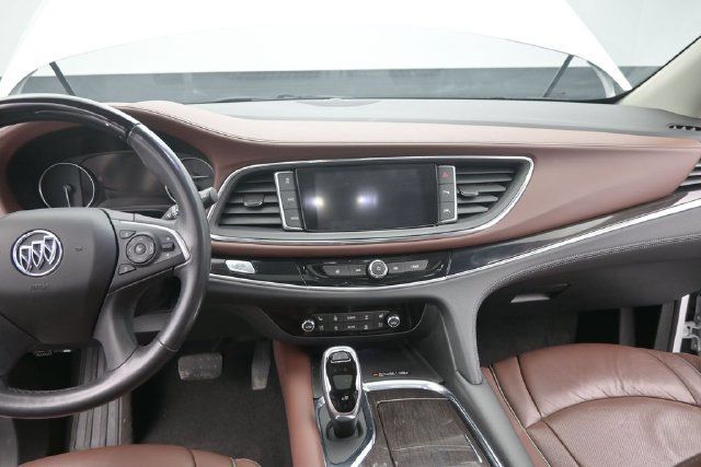 Used 2019 Buick Enclave Avenir w/ Avenir Technology Package AWD/4WD image 25