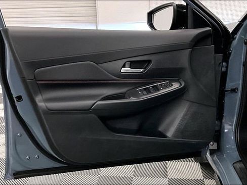 New 2026 Nissan Sentra SR FWD image 32