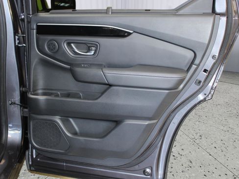 Used 2023 Honda Pilot EX-L image 40