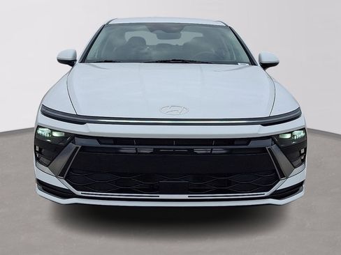 Used 2025 Hyundai Sonata SEL image 2