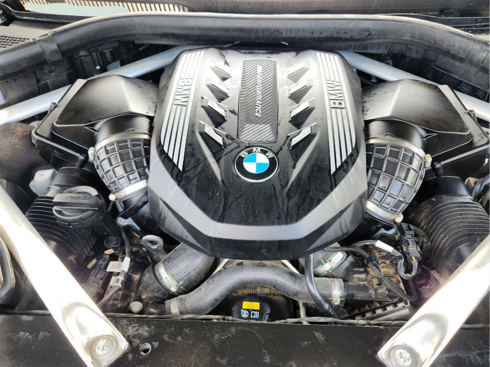 Used 2022 BMW X7 M50i w/ Executive Package AWD/4WD image 31