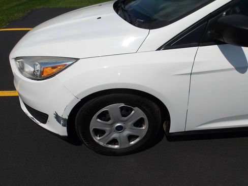 Used 2016 Ford Focus S FWD image 29