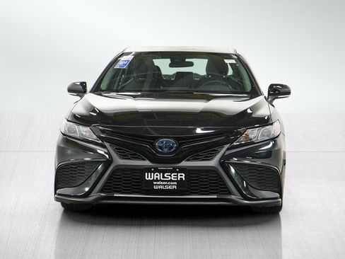 Used 2022 Toyota Camry SE FWD image 8