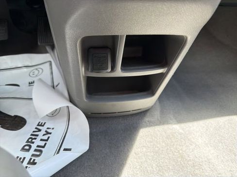 Used 2010 Honda CR-V EX-L image 22
