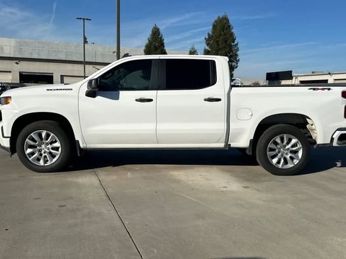 Used 2021 Chevrolet Silverado 1500 Custom w/ LPO, Dark Essentials Package image 6