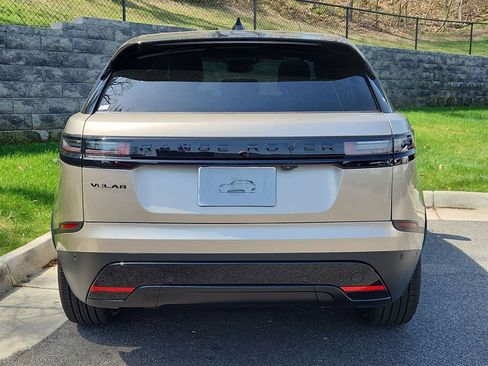 Used 2026 Land Rover Range Rover Velar S AWD/4WD image 7