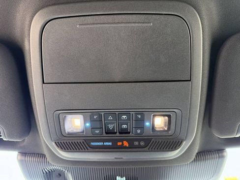 Used 2025 Ford Explorer ST AWD/4WD image 23