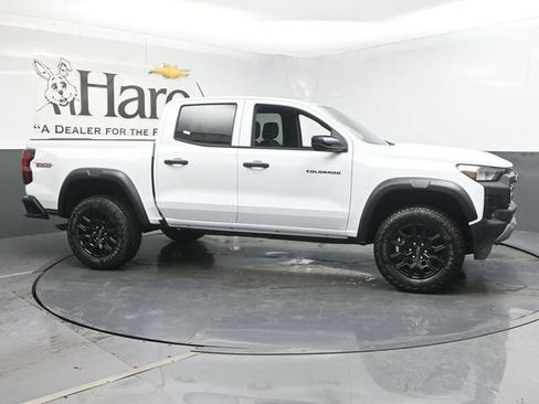 New 2026 Chevrolet Colorado Trail Boss AWD/4WD image 27