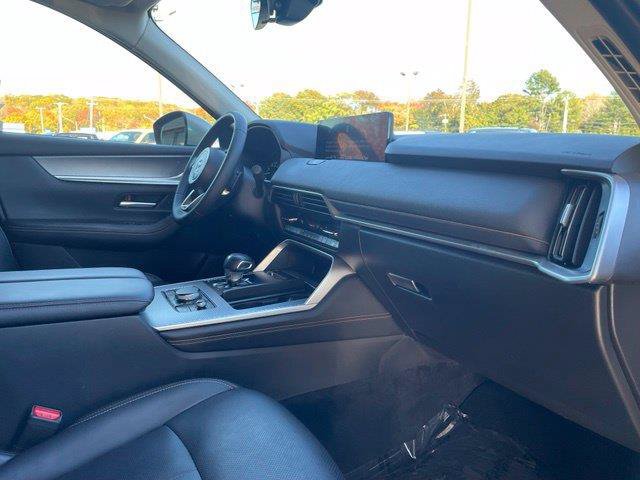 Used 2025 MAZDA CX-90 3.3 Turbo w/ Preferred Package AWD/4WD image 29