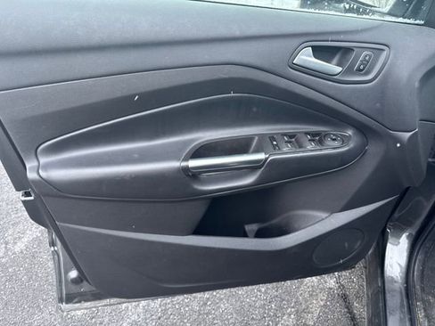 Used 2018 Ford Escape SEL image 15