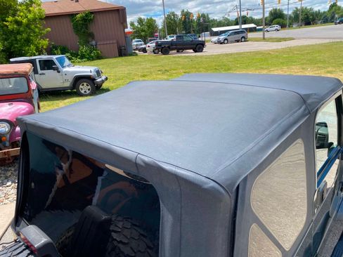 Used 2004 Jeep Wrangler X w/ Wheel Plus Group AWD/4WD image 38