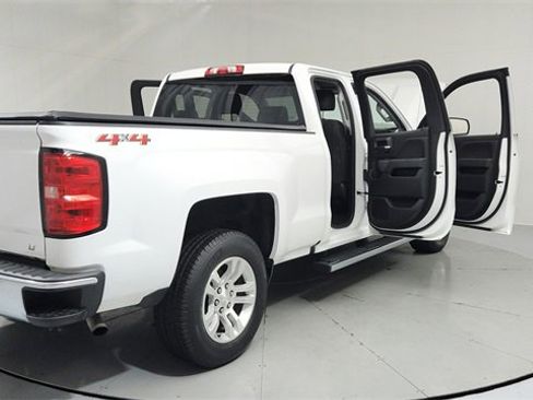 Used 2018 Chevrolet Silverado 1500 LT w/ All Star Edition image 10