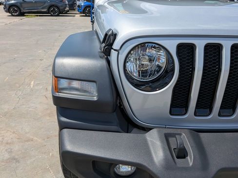 Used 2023 Jeep Wrangler Unlimited Sport AWD/4WD image 10