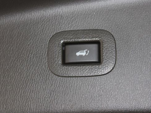 Used 2023 INFINITI QX80 Sensory w/ Cargo Package AWD/4WD image 16