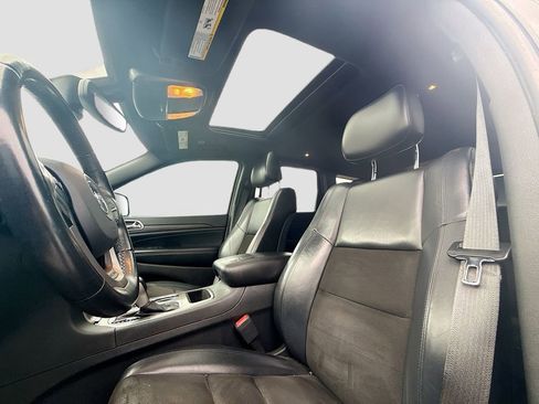 Used 2019 Jeep Grand Cherokee Altitude image 20