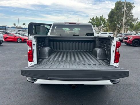 Used 2026 Chevrolet Silverado 1500 Custom w/ Turbomax Blackout Package image 18