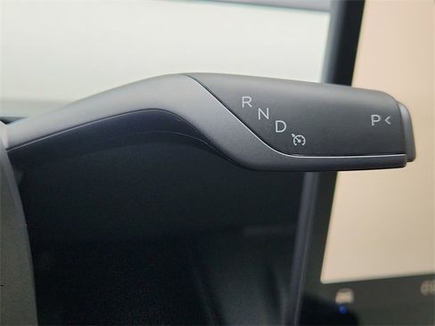 Used 2023 Tesla Model Y Long Range image 16