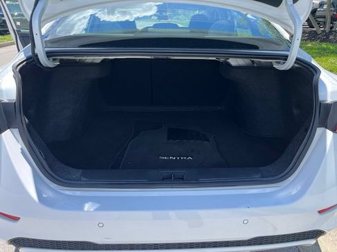 Used 2023 Nissan Sentra SV FWD image 10
