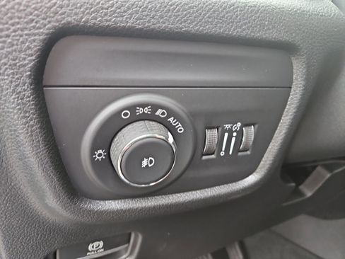 New 2026 Jeep Grand Cherokee Limited image 22