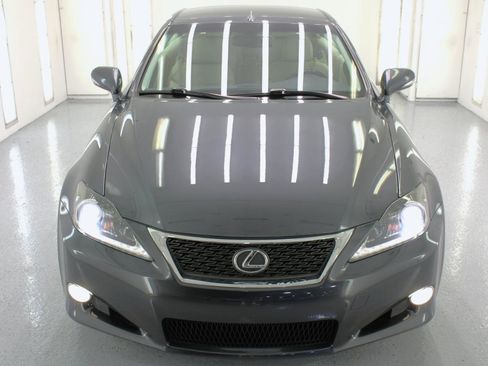 Used 2011 Lexus IS 250C image 25