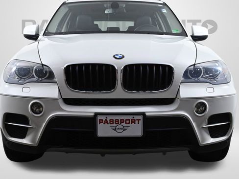 Used 2012 BMW X5 xDrive35i image 2