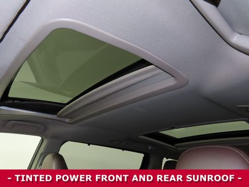 Used 2015 Toyota Sienna Limited image 30