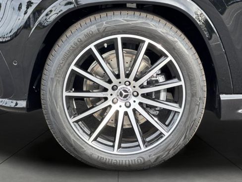 New 2026 Mercedes-Benz GLS 450 4MATIC image 5