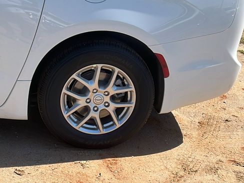 New 2026 Chrysler Voyager LX image 12