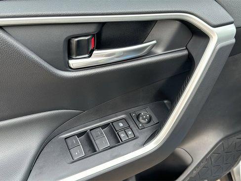 New 2025 Toyota RAV4 XLE image 15