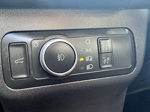 Used 2022 Ford Escape SEL w/ SEL Stealth AWD Package image 29