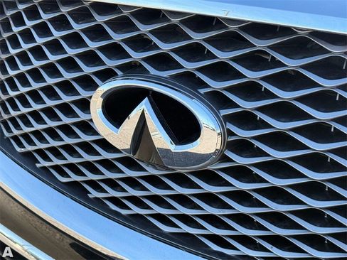 Used 2021 INFINITI QX80 Sensory w/ All-Season Package image 33