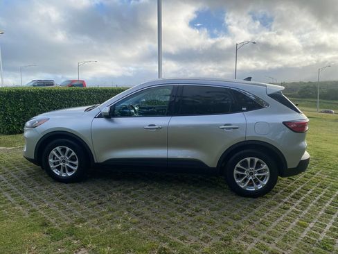 Used 2020 Ford Escape SE FWD image 22