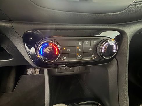 Used 2023 Buick Encore GX Preferred w/ Cold Weather Comfort Package FWD image 27
