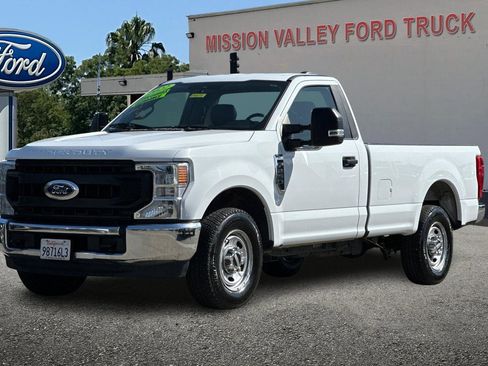 Used 2022 Ford F250 XL w/ Power Equipment Group image 8