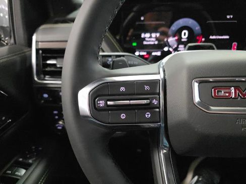 New 2026 GMC Yukon Elevation image 16