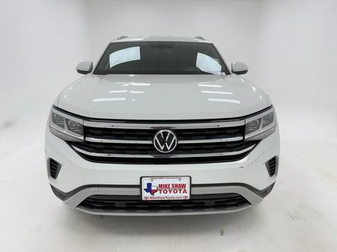 Used 2022 Volkswagen Atlas Cross Sport SE AWD/4WD image 3
