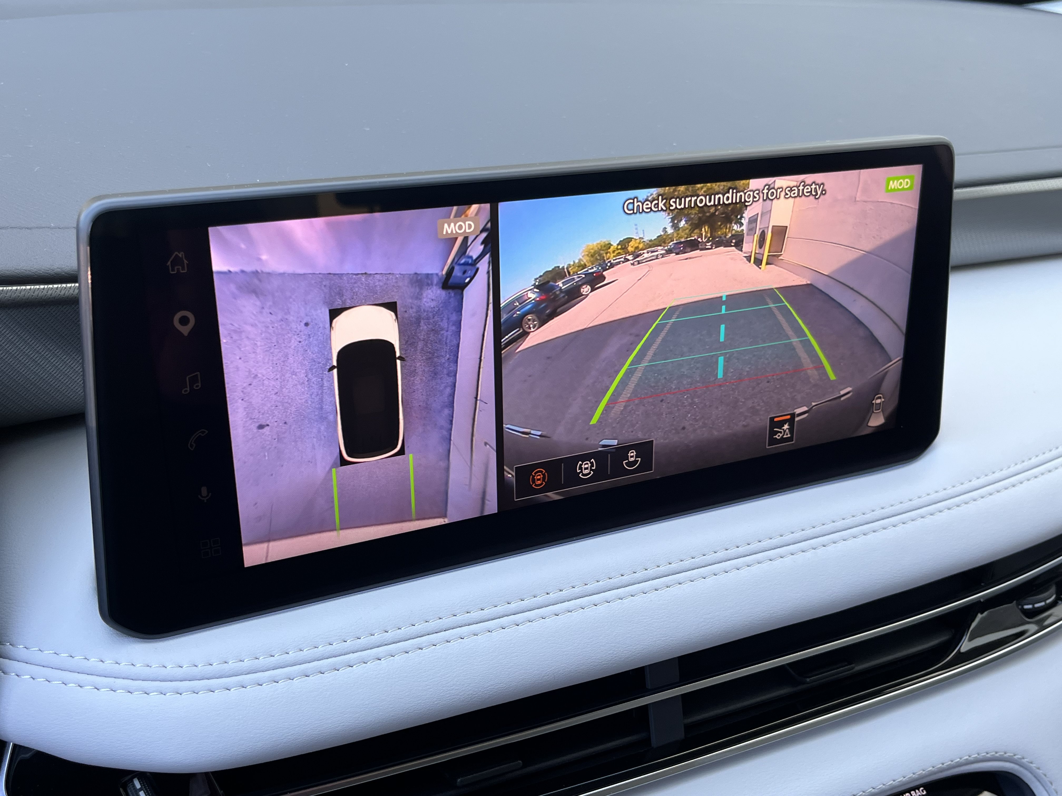 New 2027 INFINITI QX60 Luxe w/ Cargo Package FWD image 26