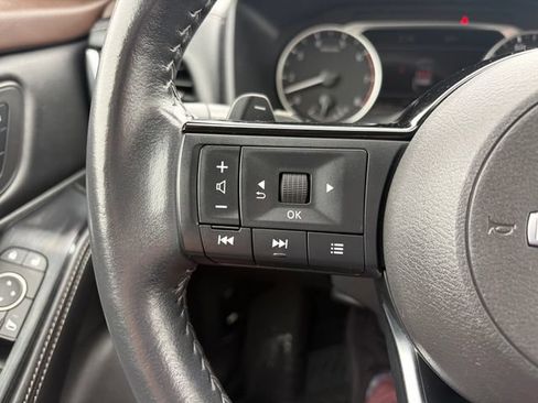 Used 2023 Nissan Rogue SL w/ SL Premium Package AWD/4WD image 10