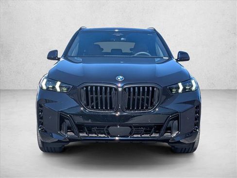 New 2026 BMW X5 xDrive40i w/ M Sport Package AWD/4WD image 5