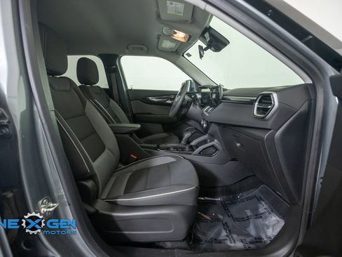 Used 2026 Chevrolet TrailBlazer LT AWD/4WD image 40